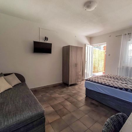Vasti Apartman ชิโอฟก ภายนอก รูปภาพ