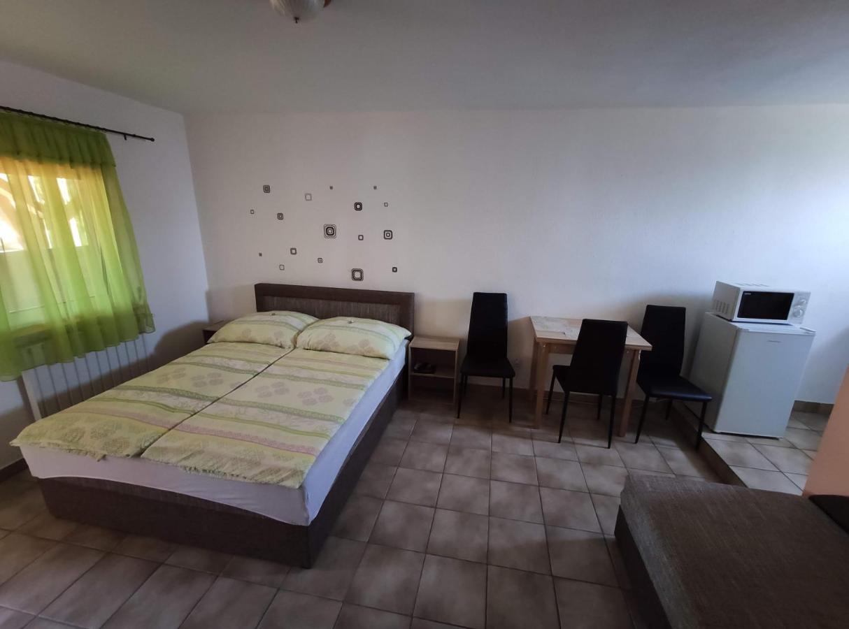 Vasti Apartman ชิโอฟก ภายนอก รูปภาพ