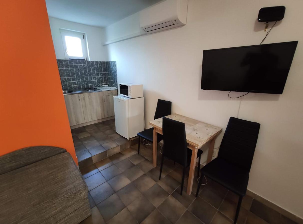 Vasti Apartman ชิโอฟก ภายนอก รูปภาพ