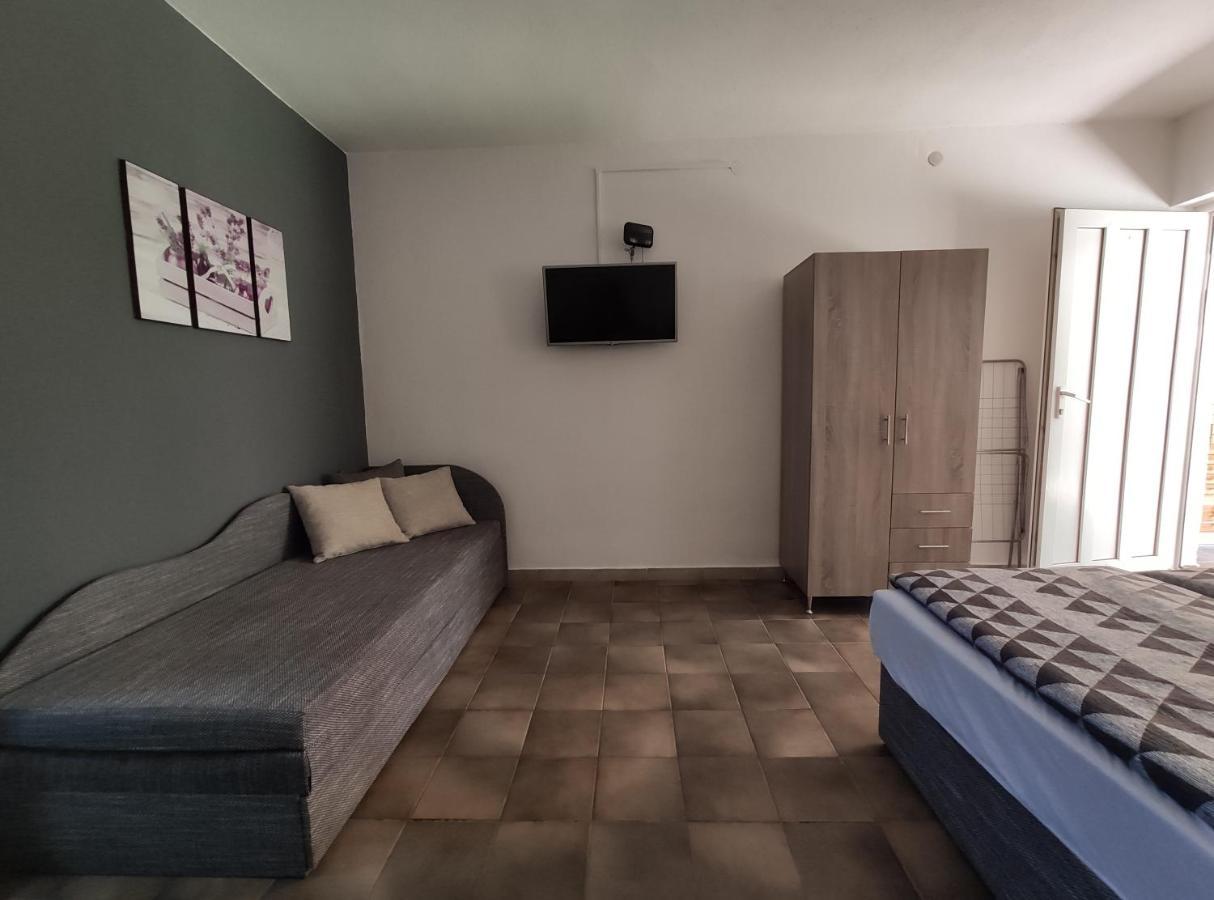 Vasti Apartman ชิโอฟก ภายนอก รูปภาพ