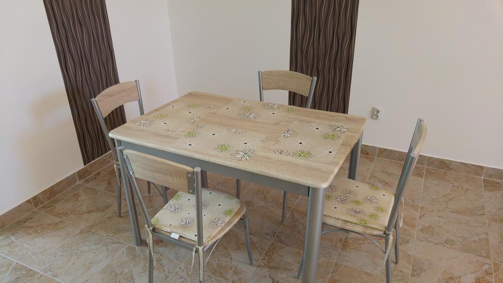 Vasti Apartman ชิโอฟก ภายนอก รูปภาพ