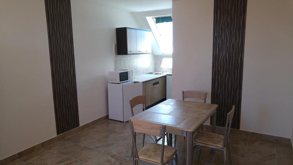 Vasti Apartman ชิโอฟก ภายนอก รูปภาพ
