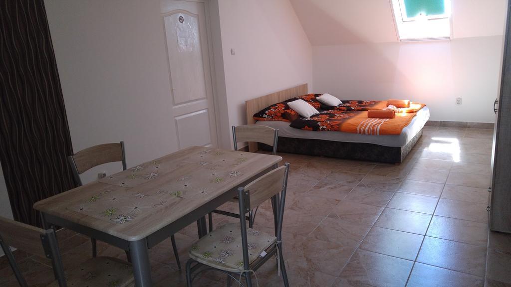 Vasti Apartman ชิโอฟก ภายนอก รูปภาพ